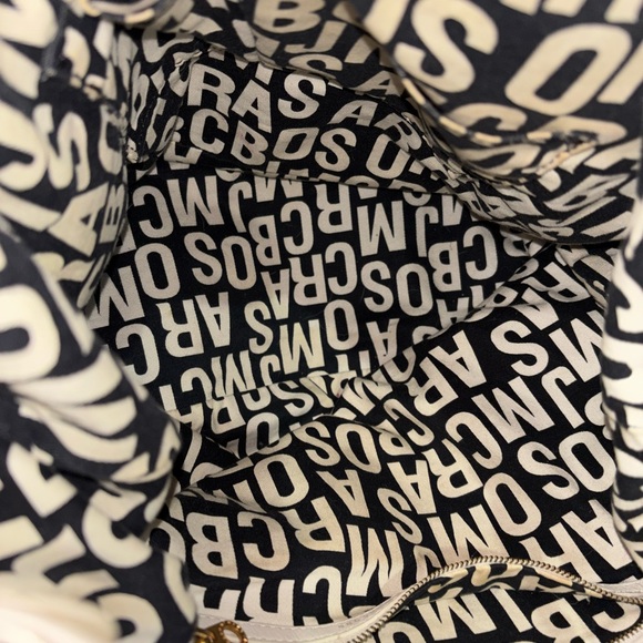 Marc by Marc Jacob’s White leather hobo - Picture 7 of 7